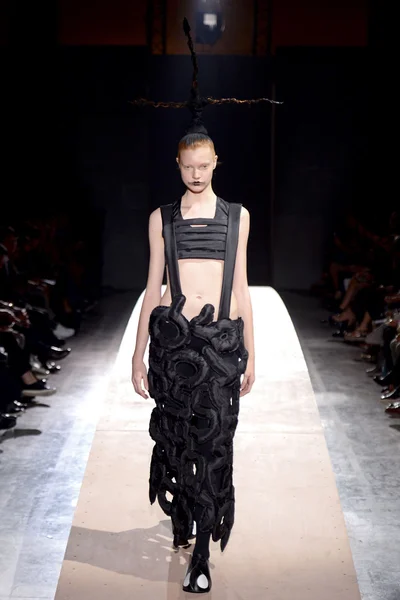 Look 2